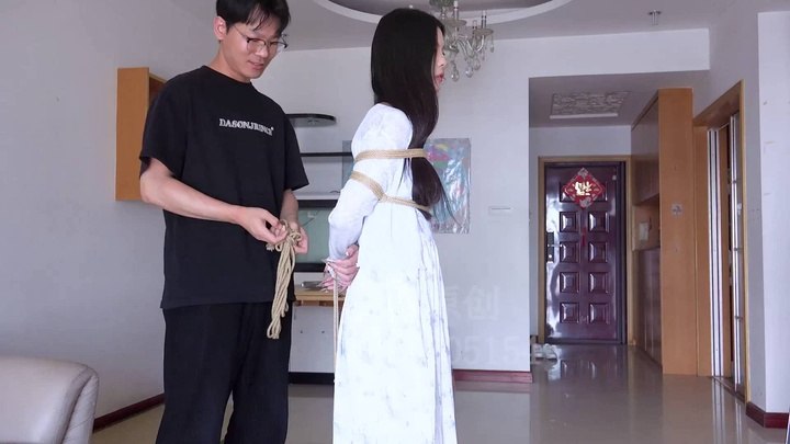 #子衿原创 新模试镜 趴着会压到胸疼.mp4