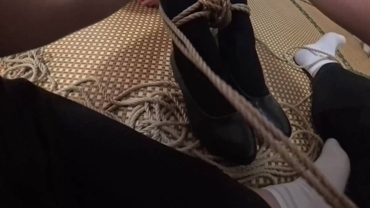 #象人工作室【嗷嗷】【反应测试】【跳蛋】【震动棒】一个的有意思的姿势测试中