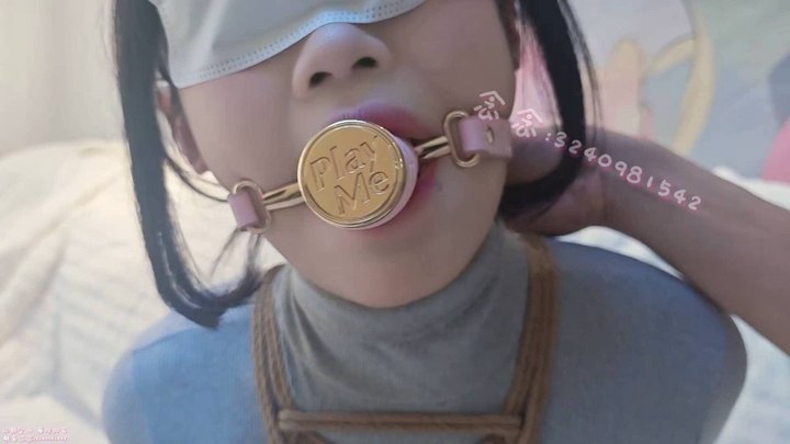 #司念念 肯豆风第三弹 全程露脸极限堵嘴 试戴可调节假Y口塞 全身紧缚 最后换成5.5厘米大口球并缠绕胶带 全身流满口水