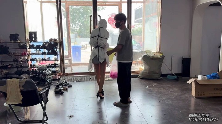 #媚娘工作室 湿身学生妹高c露出.mp4