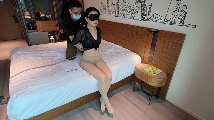 #不言 肉货-丝袜套头