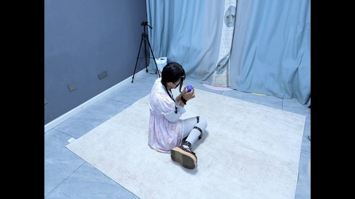 #咕咕原创 lo娘の逃生挑战！萝莉限时逃脱游戏！90秒未解开追加束缚，失败放弃则接受体罚，否则永不解开~