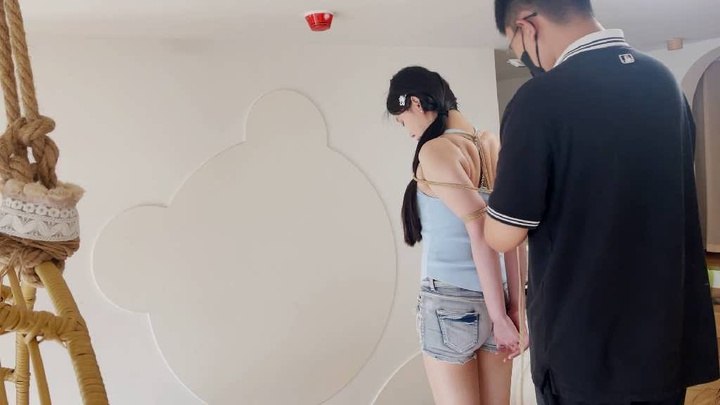#奥特曼 阿九的紧缚挑战