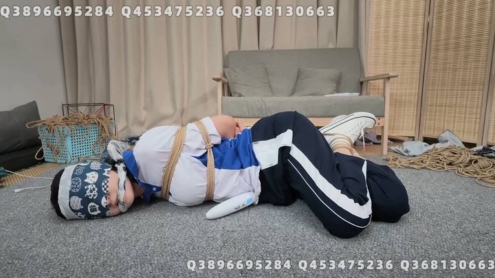 #象人工作室【花花】深圳校服三段式捆绑调教！蒙眼 并腿 M开腿 下