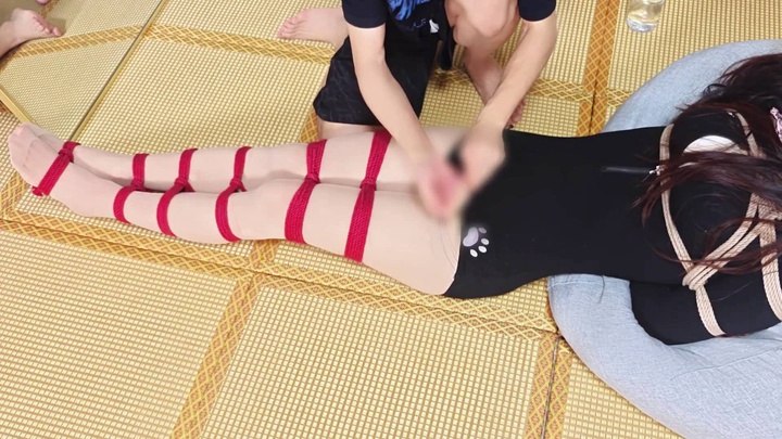 #一颗露露子 肉丝露露马眼棒严厉龟责 超浓榨精丝袜摩擦被责到近乎晕厥 驷马折磨半吊放置脚尖着地.mp4