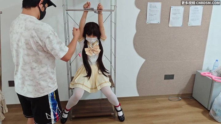#苏苏 JK少女多重羞耻束缚姿势的tk跳蛋挑战.mp4